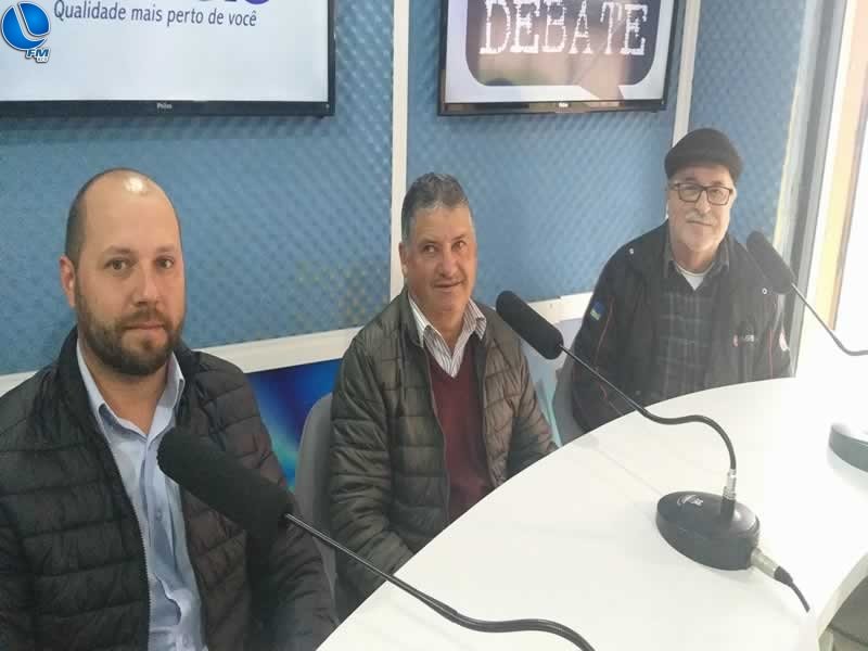 Terça-feira, 1º Agro Rodeio Sicredi