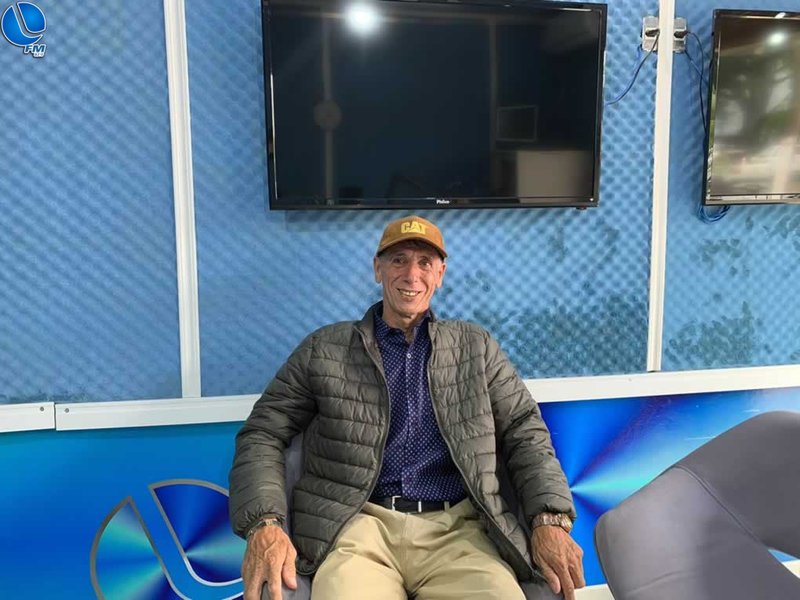 Concluído plantio de flores na Afonso Pena e Circular