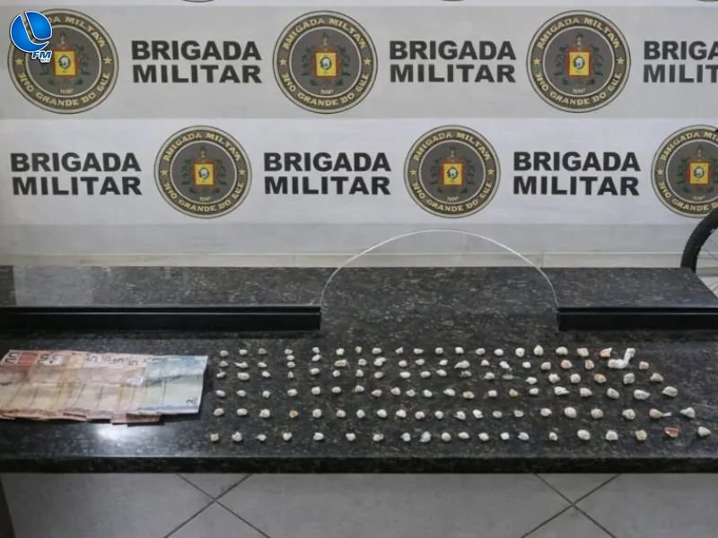 Homem é preso por tráfico de drogas em Não-Me-Toque