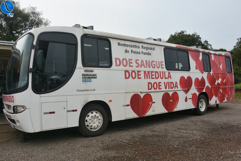 Ônibus do Hemopasso: coleta de sangue exitosa