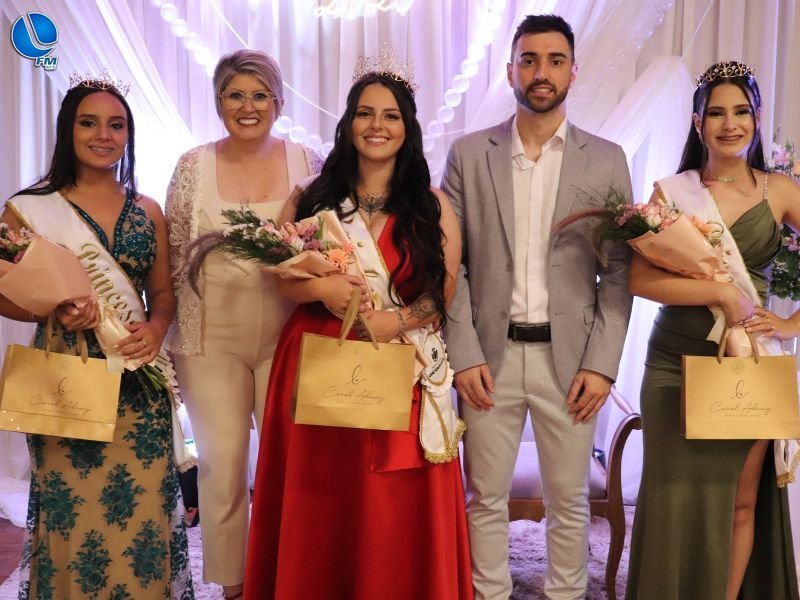 Baile elege novas Soberanas e marca início da celebração dos 30 anos de Capão Bonito do Sul