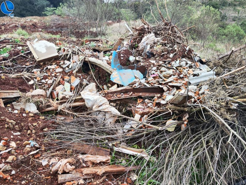 Patram localiza depósito irregular de resíduos, em Tapejara