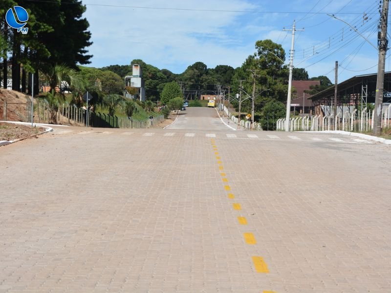 Investimento que gera desenvolvimento: pavimentação da Rua Valmor Bonotto fortalece a indústria de Lagoa Vermelha