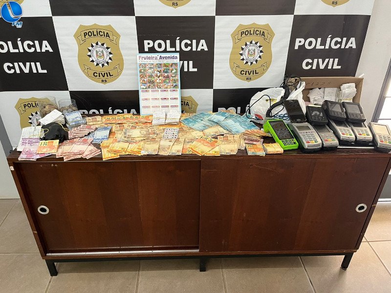 Polícia Civil apreende mais de R$ 12 mil em banca de jogo do bicho