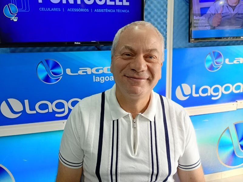 Aquisição de contêineres de lixo: “Um pouco por ano”, afirma prefeito