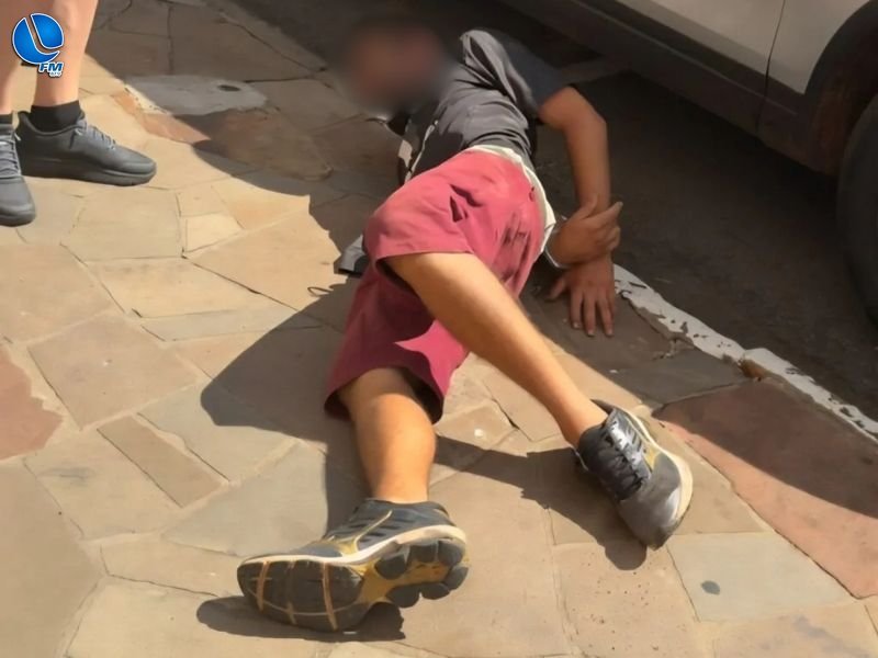 Pastor persegue e imobiliza assaltante que roubou mulher com filho no colo em Passo Fundo