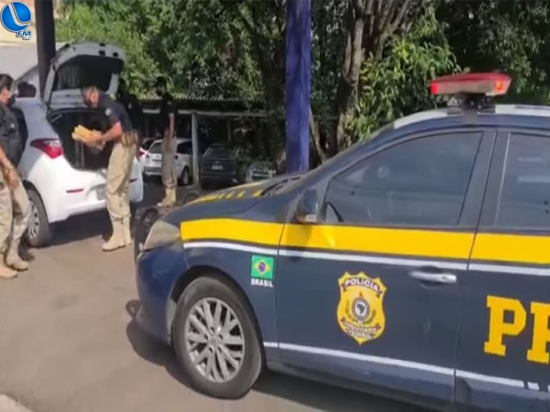 PRF prende três criminosos com mais de meia tonelada de maconha