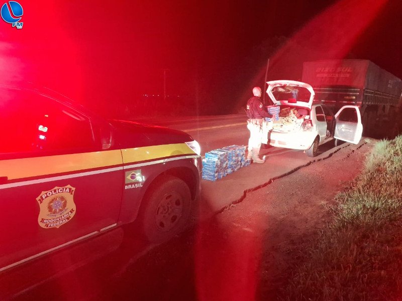 PRF apreende carga de 4.450 maços de cigarros contrabandeados