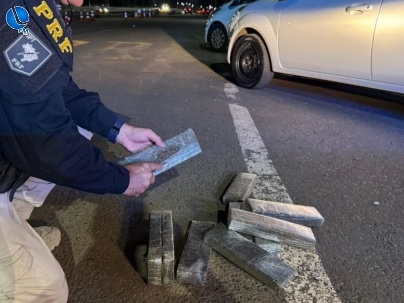PRF apreende 10 quilos de maconha e prende dois homens na BR-386