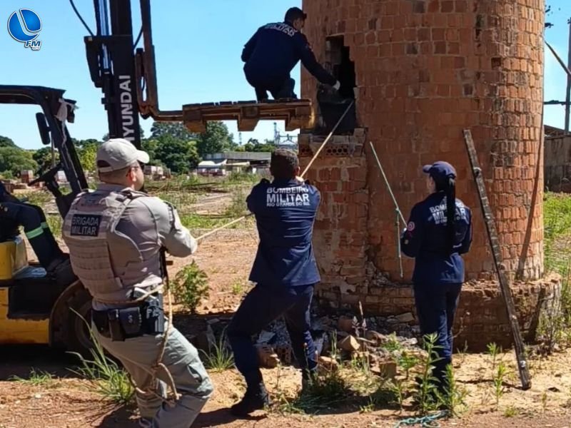 Operação conjunta resgata homem preso em chaminé há dois dias em Vacaria