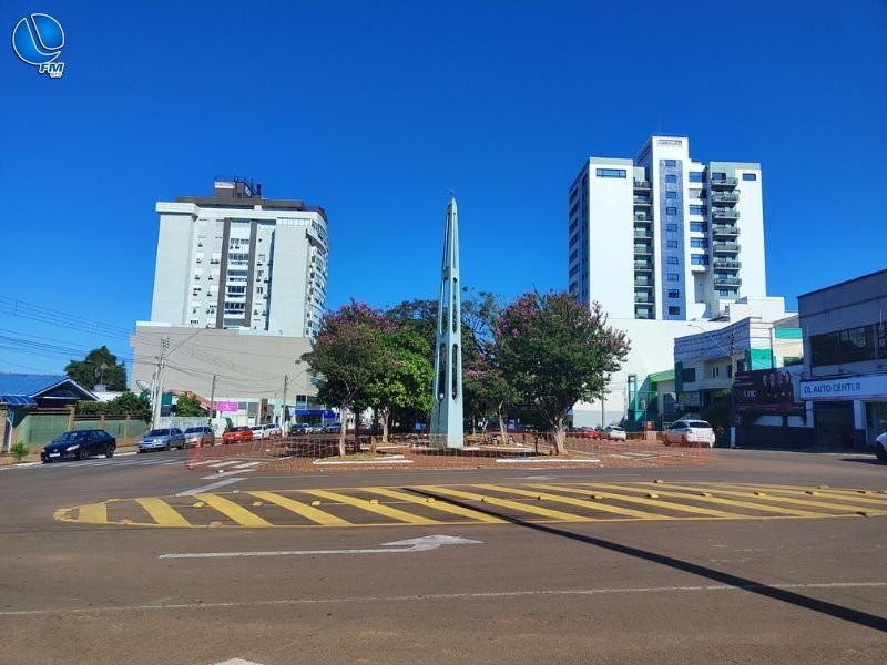 Revitalização do segundo canteiro da Afonso Pena começa na Praça do Centenário