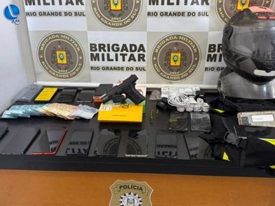 Dupla é presa após assalto a loja de celulares no Centro de Passo Fundo