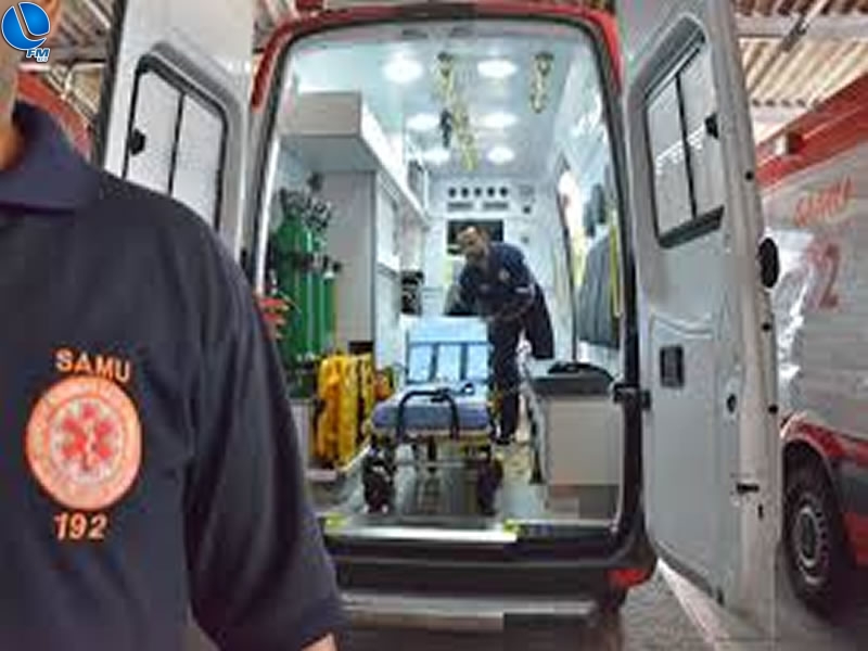 SAMU realiza um atendimento a adolescente neste sábado