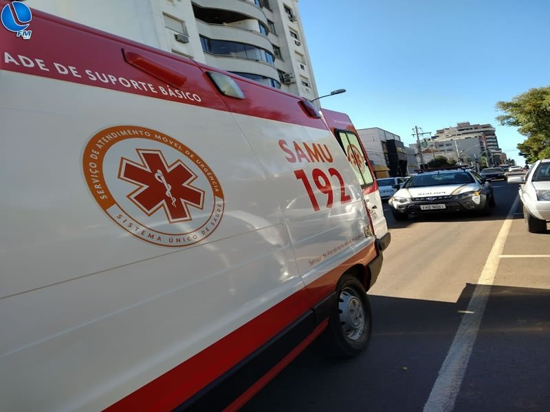 Colisão deixa ciclista ferido no centro