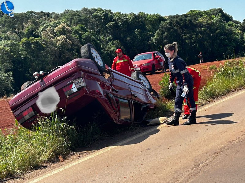 Samu de Tapejara atende acidente na ERS 463