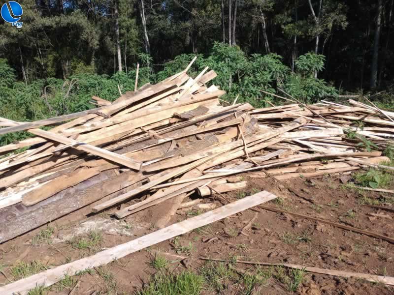 Policiais Militares do 3º Batalhão Ambiental da Brigada Militar de Lagoa Vermelha realizaram inspeção de local.