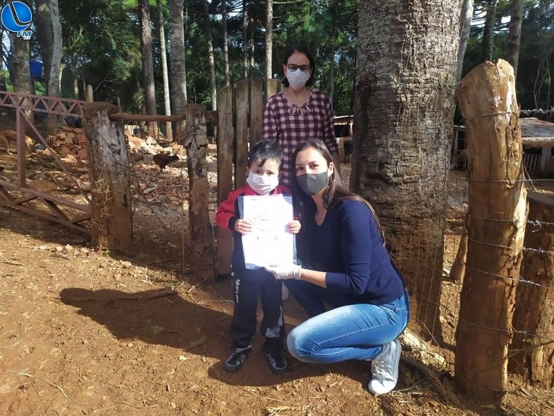 Secretaria de Educação segue com a entrega de atividades escolares