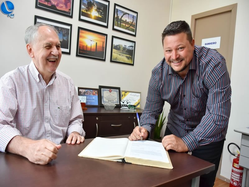 Valdemar Merib de Chaves assume a presidência do Legislativo
