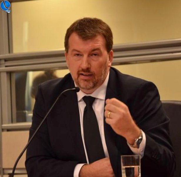 Desvio de donativos: promotor de Justiça, Fernando Sgarbossa, aborda operação