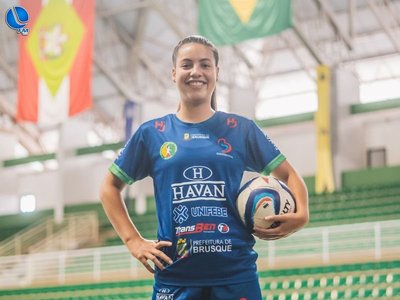 Atleta de Lagoa Vermelha é convocada para a Seleção Brasileira de Futsal Sub-23